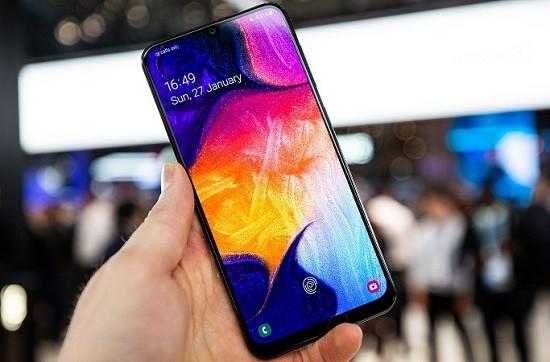 Samsung A50 bị sọc màn hình, bạn có khắc phục tại nhà được không?