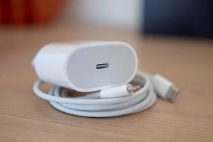 Sạc iPhone chuẩn là như thế nào? Cách kiểm tra sạc iPhone chuẩn dành cho iFan
