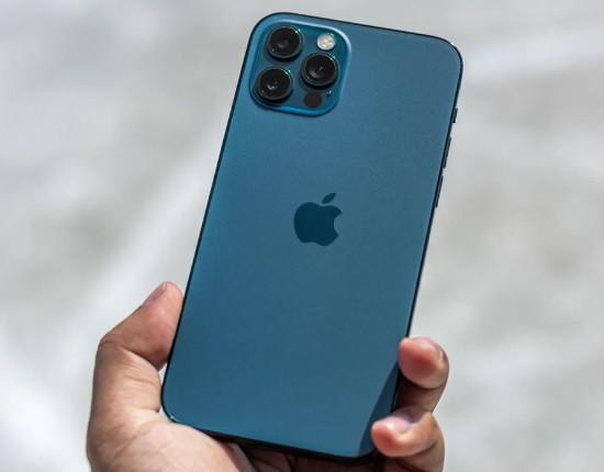 [Giải đáp] iPhone 12 Pro sạc nhanh bao nhiêu w