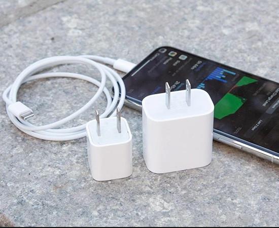 [GIẢI ĐÁP] iPhone XS sạc tối đa bao nhiêu W