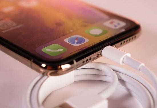 Giải đáp thắc mắc sạc pin iPhone X bao lâu thì đầy