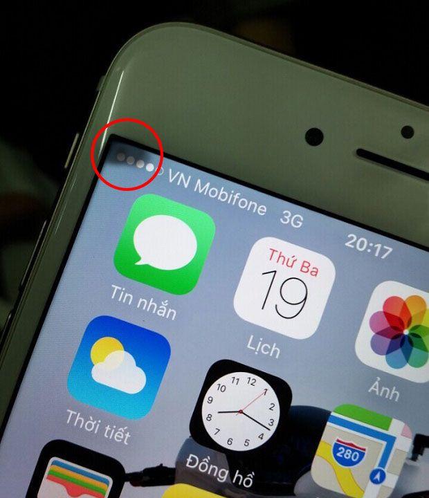 iPhone 11 Pro Max bị mờ góc màn hình, xử lý sao đây?