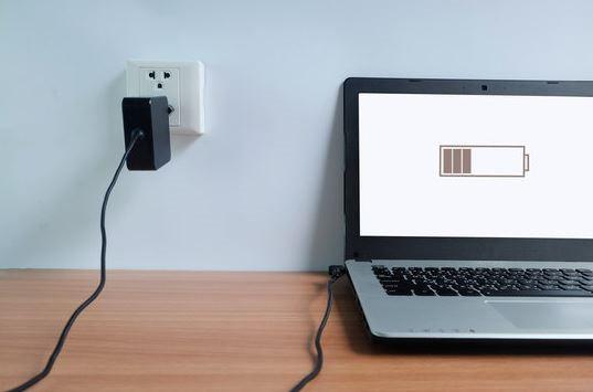 Chi tiết cách kiểm tra độ chai pin của laptop Asus chuẩn xác
