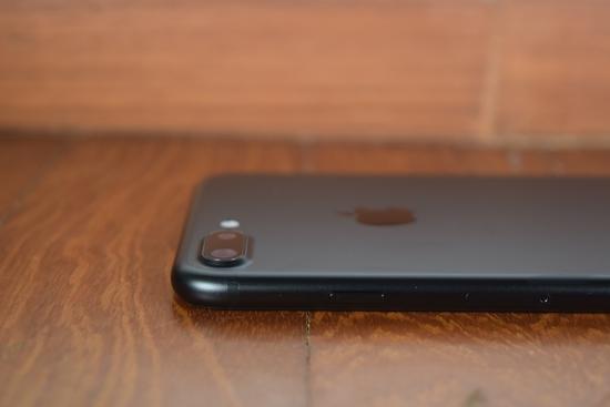 iPhone 7 Plus hư camera sau, làm sao để khắc phục?