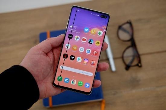 Cách khắc phục Samsung S10 Plus bị lỗi sọc màn hình hiệu quả