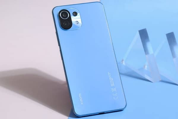 Thay vỏ Xiaomi Mi 11 Lite Thay vỏ Xiaomi Mi 11 Lite