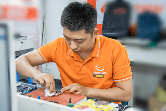 Kỹ thuật viên lành nghề Kỹ thuật viên lành nghề