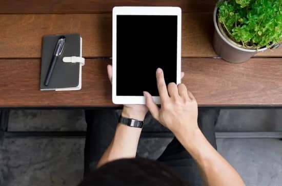 iPad bị đen màn hình mà vẫn có tiếng iPad bị đen màn hình mà vẫn có tiếng