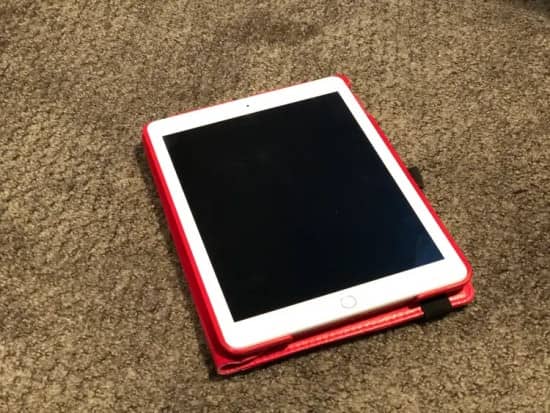 iPad bị đen màn hình nhưng vẫn có tiếng iPad bị đen màn hình nhưng vẫn có tiếng
