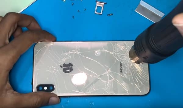 Thay mặt kính sau iPhone XS Max Thay mặt kính sau iPhone XS Max