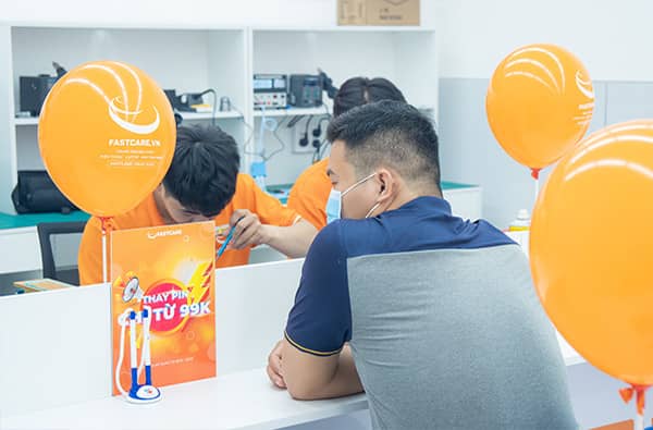 Cam kết của dịch vụ thay mặt kính Samsung Z Fold 5 tại FASTCARE Cam kết của dịch vụ thay mặt kính Samsung Z Fold 5 tại FASTCARE