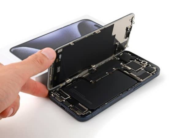 Thay màn hình iPhone 15 Pro Max để khắc phục sự cố Thay màn hình iPhone 15 Pro Max để khắc phục sự cố