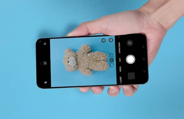 Camera sau Oppo Reno12 Camera sau Oppo Reno12