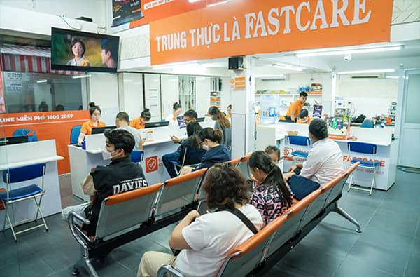 Địa chỉ thay pin điện thoại uy tín và chất lượng FASTCARE Địa chỉ thay pin điện thoại uy tín và chất lượng FASTCARE