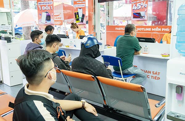 Thay kính camera Oppo Reno12 chất lượng tại FASTCARE Thay kính camera Oppo Reno12 chất lượng tại FASTCARE