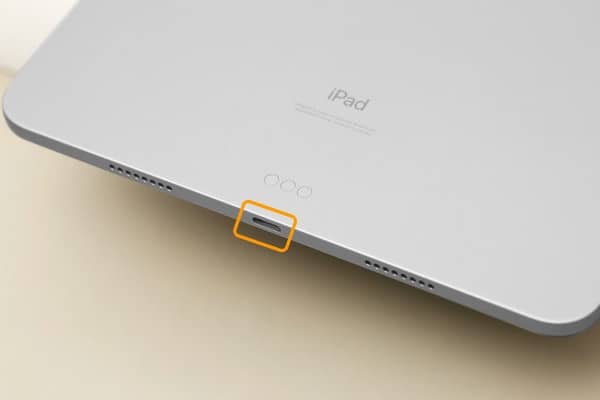 Chân sạc iPad Pro M1 hư hỏng Chân sạc iPad Pro M1 hư hỏng