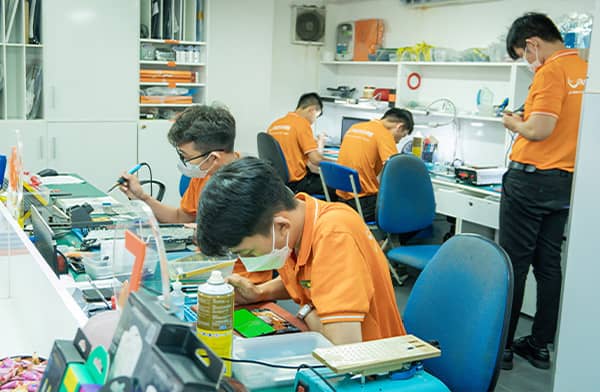 Thay nắp lưng Xiaomi Redmi K60E ở đâu đạt chất lượng Thay nắp lưng Xiaomi Redmi K60E ở đâu đạt chất lượng