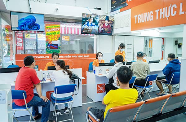 Địa chỉ thay camera trước iPhone 16 Plus uy tín FASTCARE Địa chỉ thay camera trước iPhone 16 Plus uy tín FASTCARE