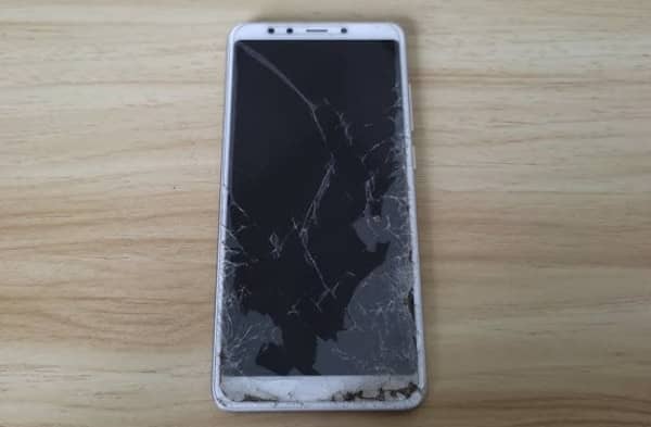 Thay kính Xiaomi Redmi 5 Thay kính Xiaomi Redmi 5