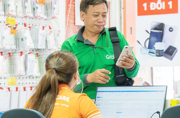 Tư vấn nhiệt tình và tận tâm Tư vấn nhiệt tình và tận tâm