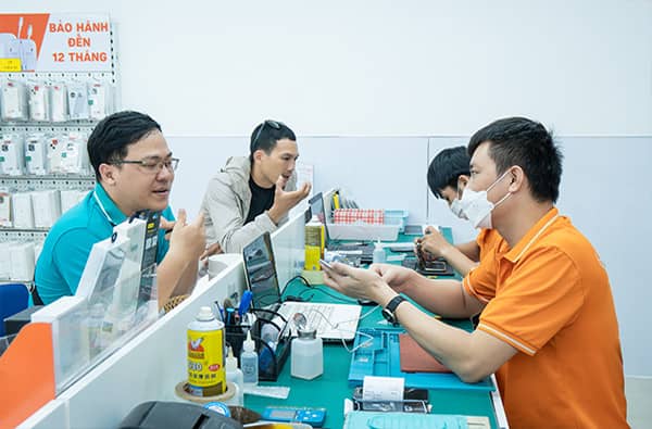 Dịch vụ thay khay SIM Samsung S21 Ultra chu đáo Dịch vụ thay khay SIM Samsung S21 Ultra chu đáo