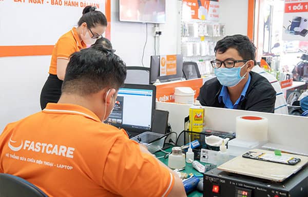 kỹ thuật thay roong iPhone 13 Pro chuyên nghiệp kỹ thuật thay roong iPhone 13 Pro chuyên nghiệp