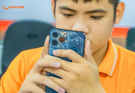 thay-camera-dien-thoai-fastcare-1.jpg