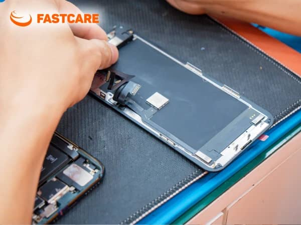 Dấu hiệu và nguyên nhân hỏng màn hình iPhone 16 Plus Dấu hiệu và nguyên nhân hỏng màn hình iPhone 16 Plus